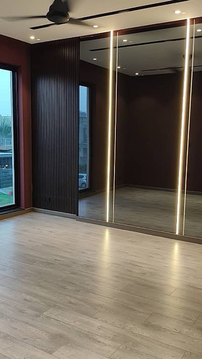 1 Kanal Upper Portion for Rent