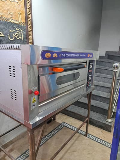 Texas Bull Pizza Oven 15 days Used
