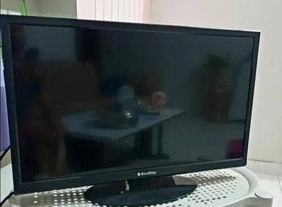 Ecostar led 32 inch in New condition