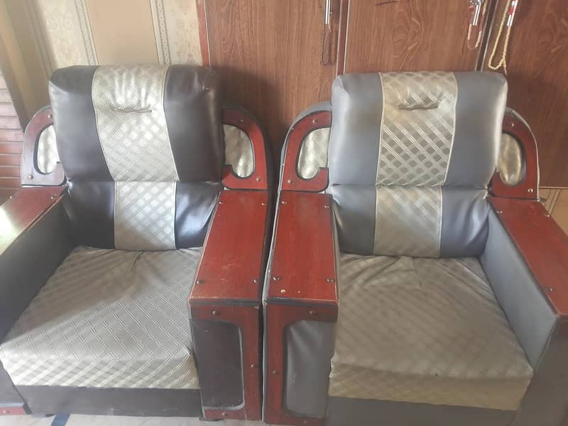1 seater sofas 2 0