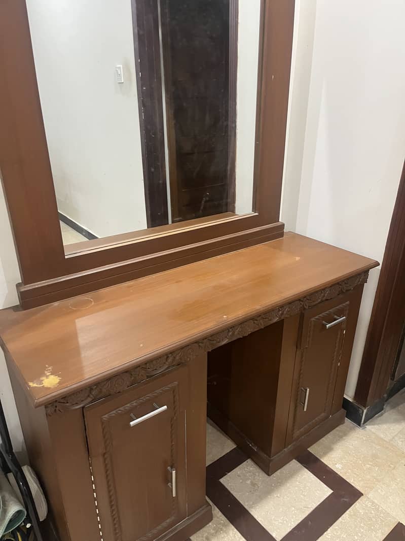 Dressing Table 1