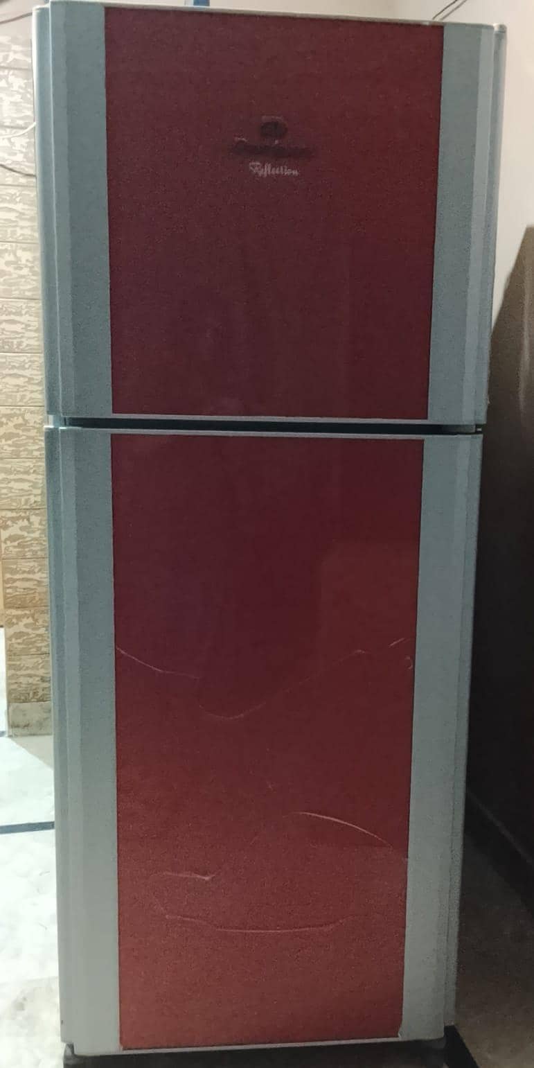Dawlance refrigerator 0