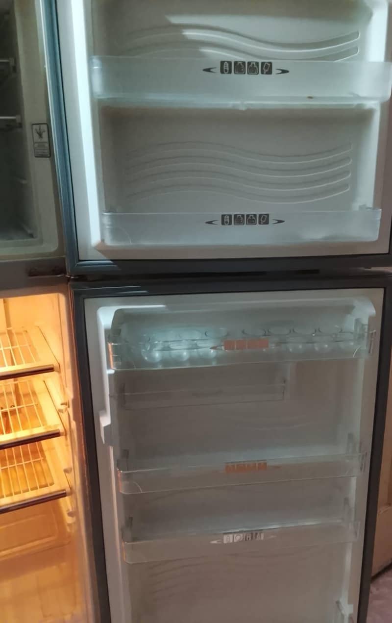 Dawlance refrigerator 2