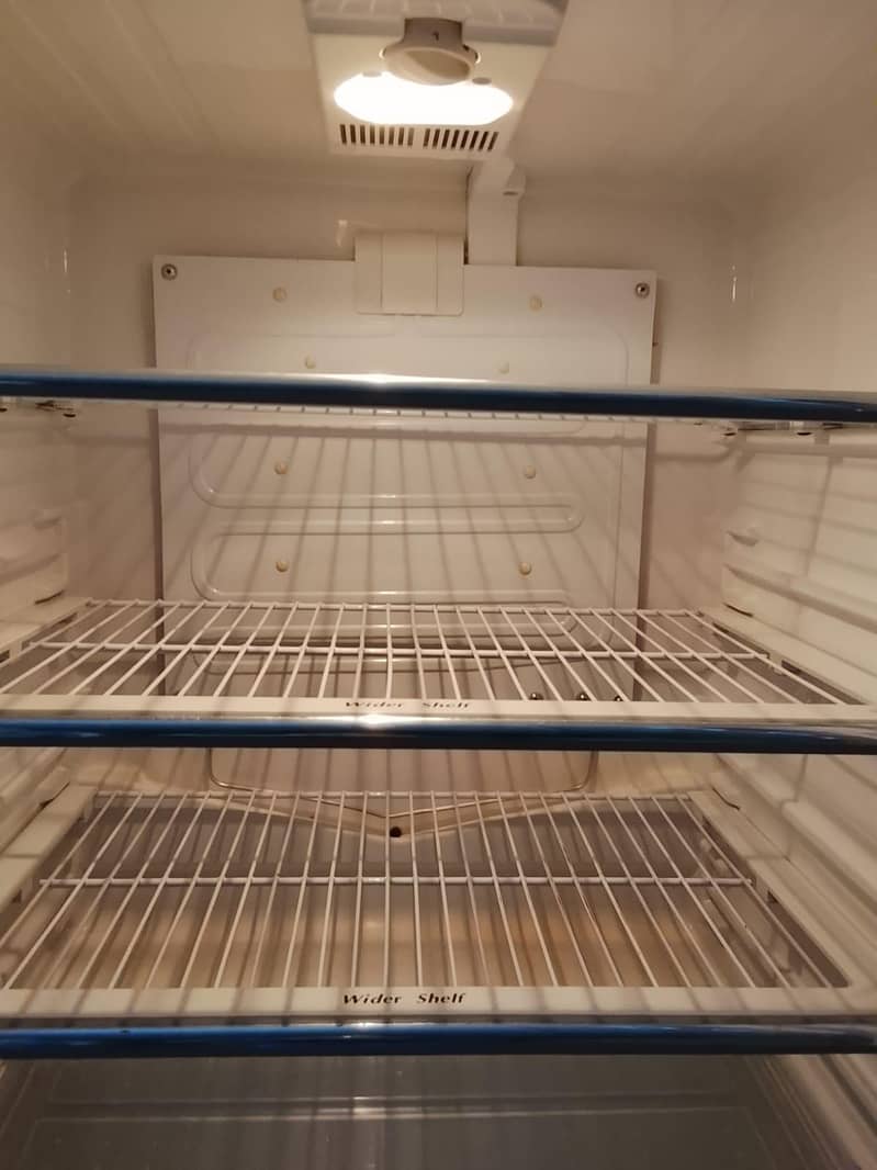 Dawlance refrigerator 3