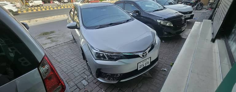 Toyota Corolla GLI 2018 Very low mileage and Good Condition
