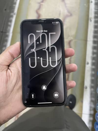 iPhone 11