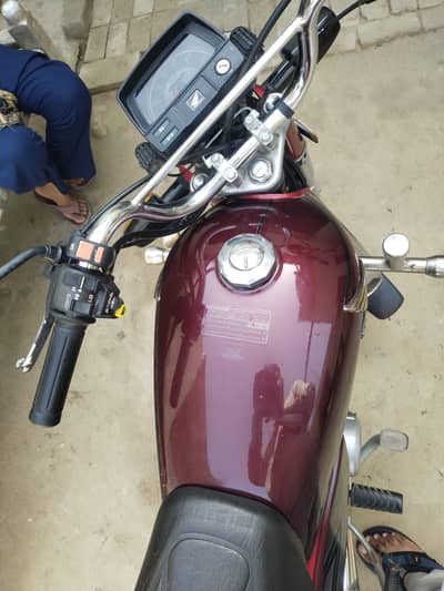 Honda CD 70 ,Red Colour