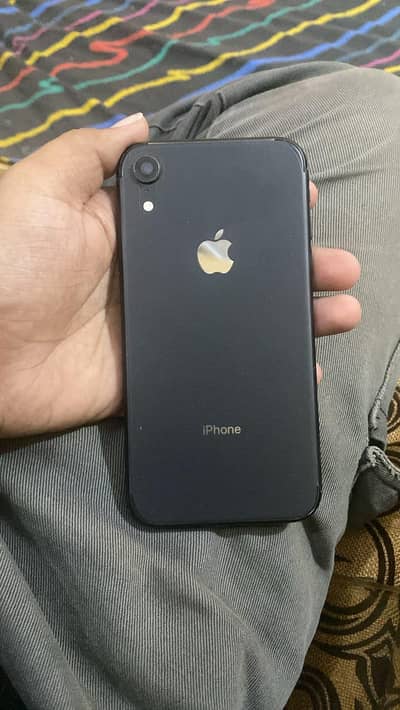 Apple iPhone XR