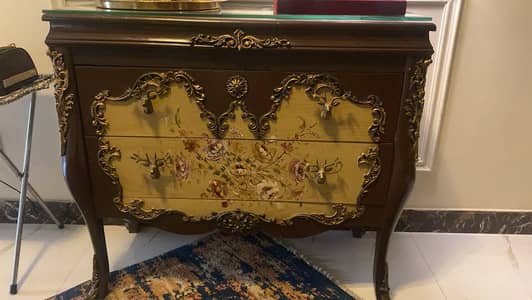 Antique French Style Wooden Console/Single – Elegant Carved