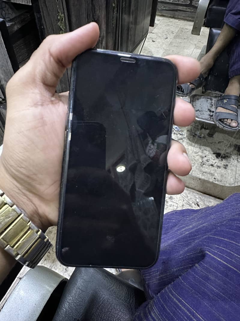Apple iPhone X 3