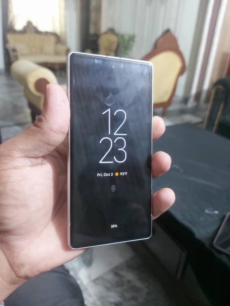 Google Pixel 7a 5