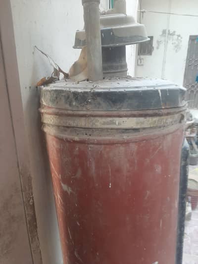 Geyser super Asia For sale in Used B Condition