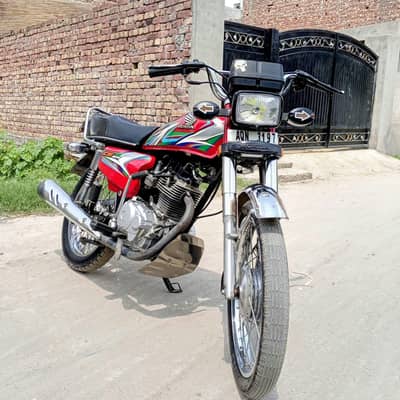 brand new bike h koi b kam ni hona wala brand new tyre h