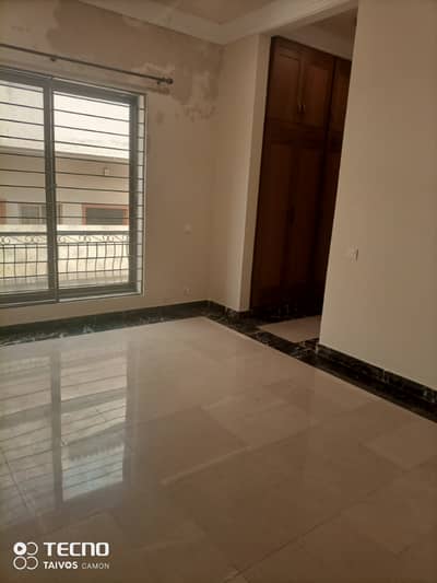 G-11 30*60 Full furnished upper portion for rent