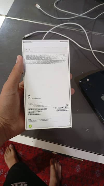 Apple iPhone 13