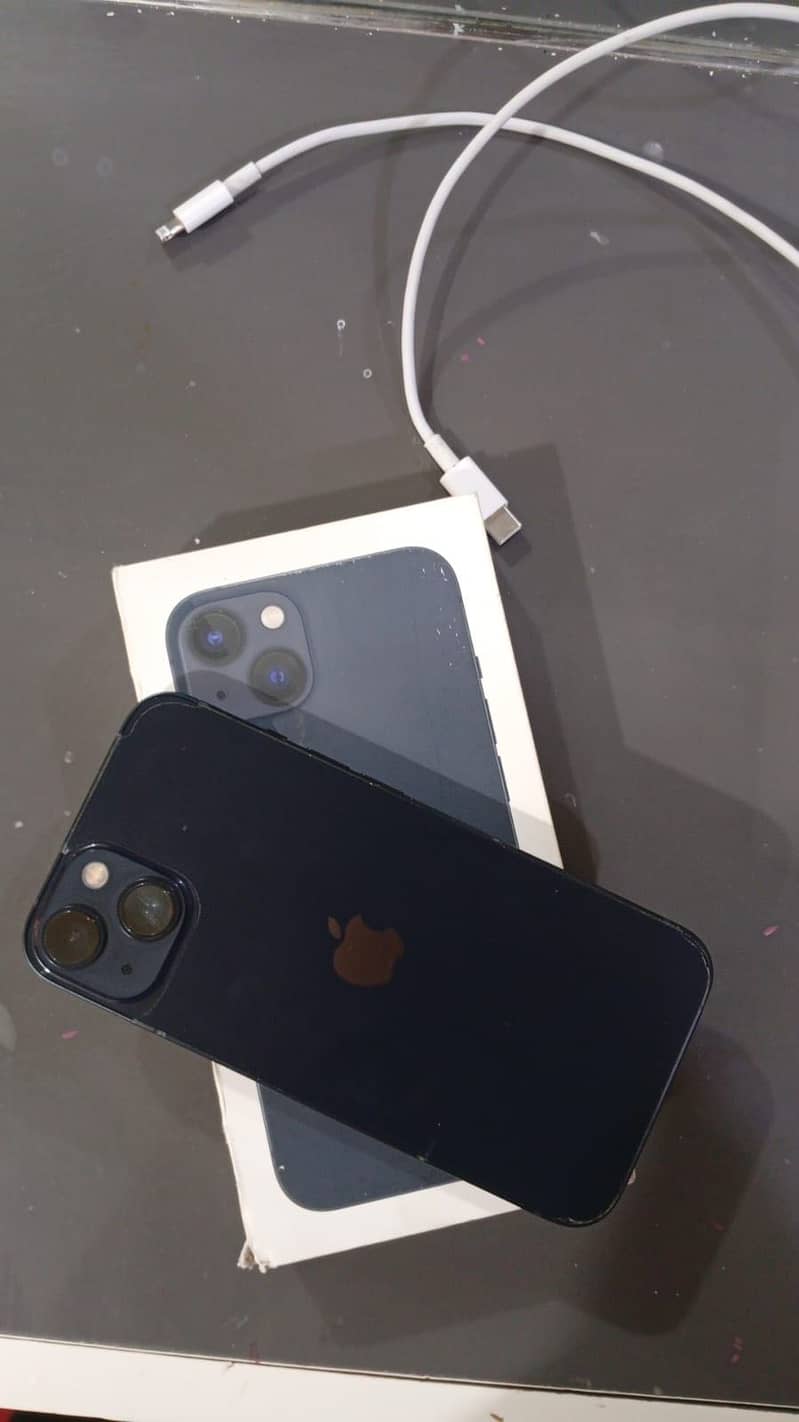 Apple iPhone 13 5