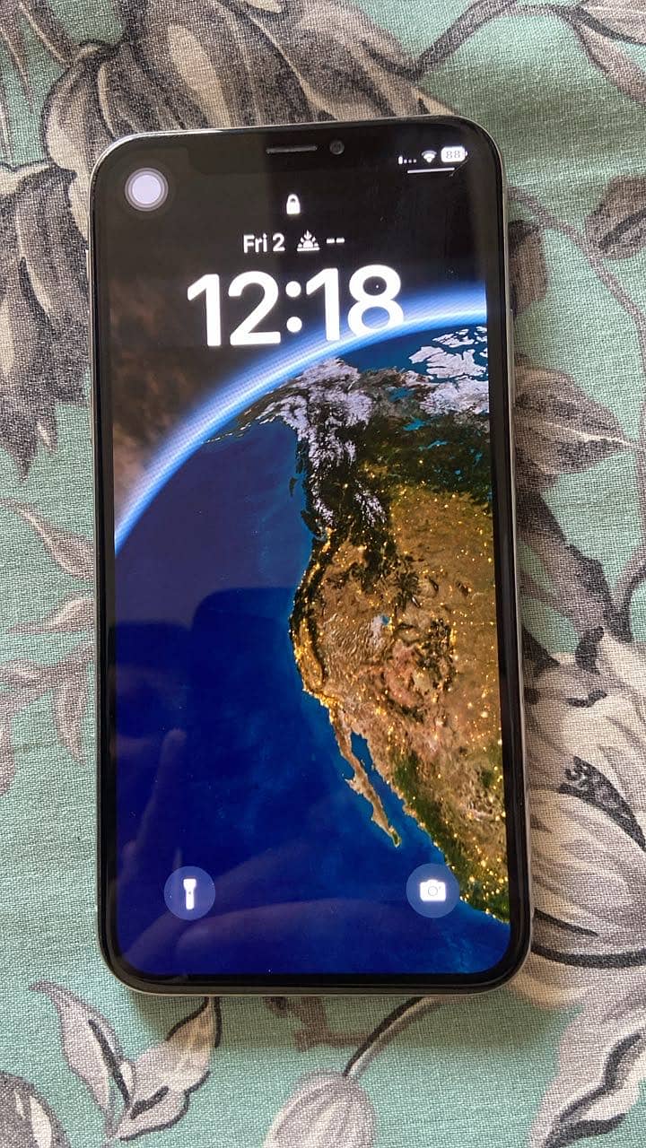 Apple iPhone X 0