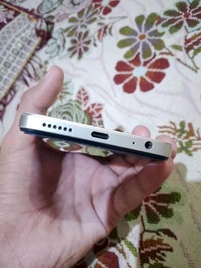 Tecno Spark Go