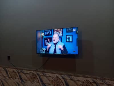 Haier smart TV just 3 month used