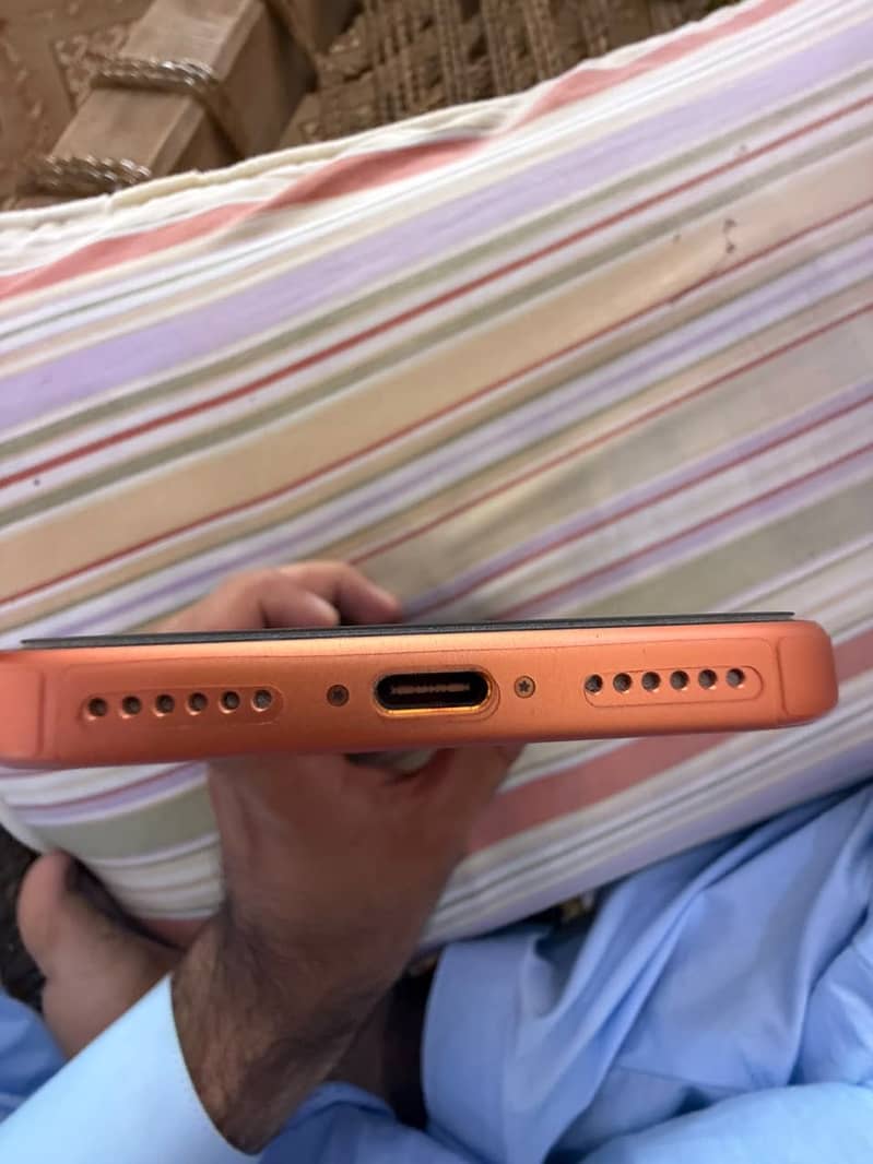 Apple iPhone 17 Pro Max 0