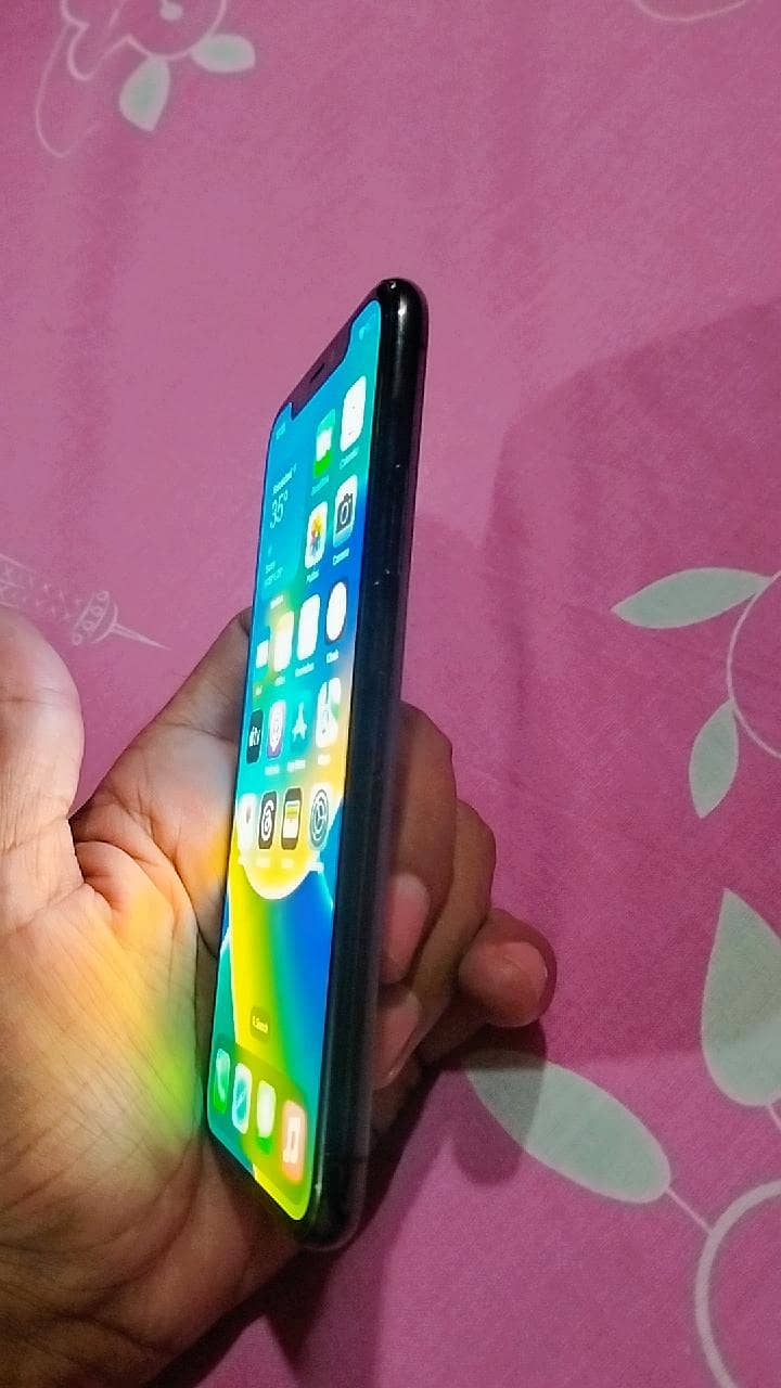 Apple iPhone X 1
