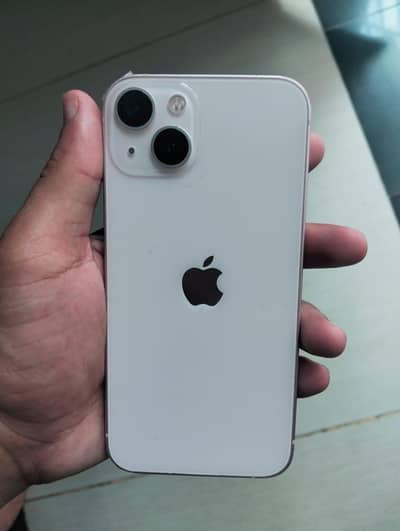 Apple iPhone 13