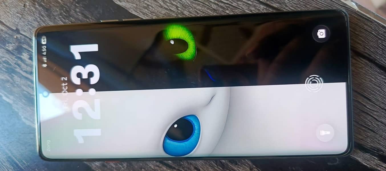 Tecno CAMON 40 Pro 0