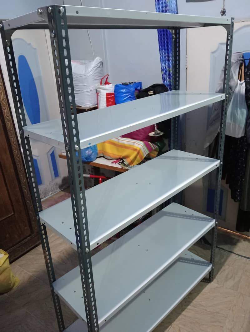 king size stands 2
