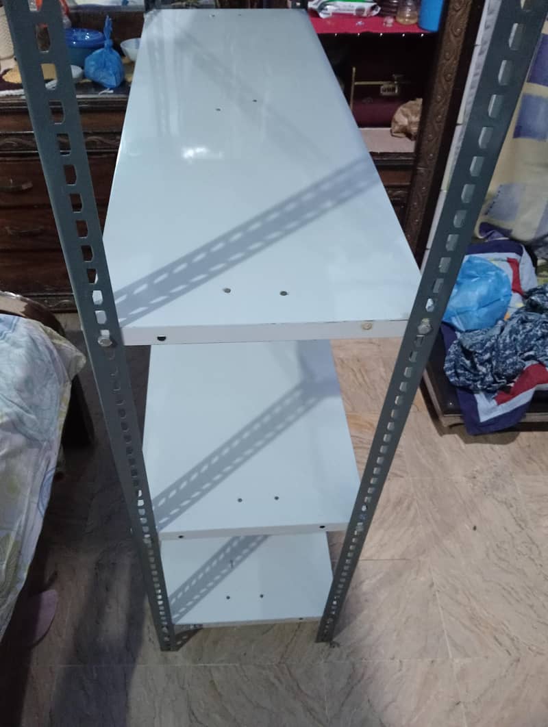 king size stands 6