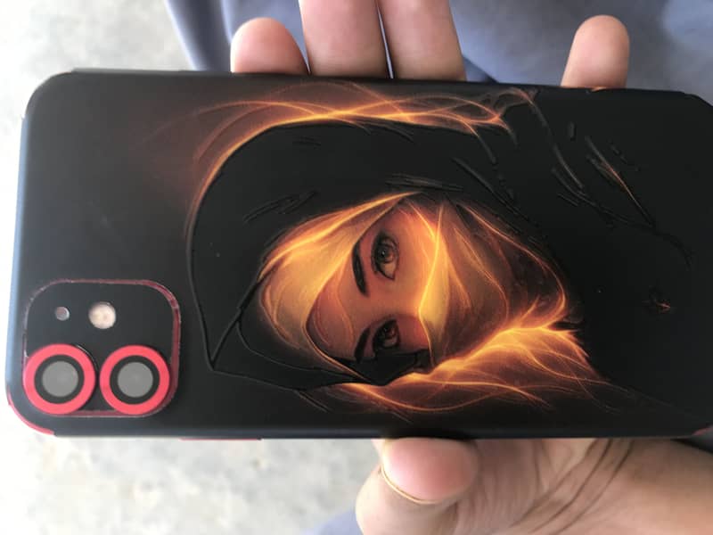 Apple iPhone 11 0