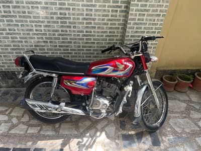 Honda CG 125 2022 Model — Old/Used Bike