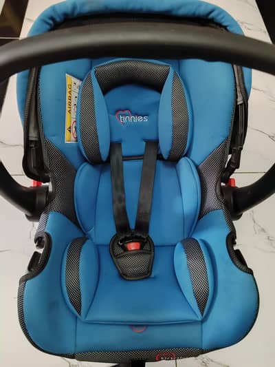 Tinnies Baby cot baby carrier baby car seat