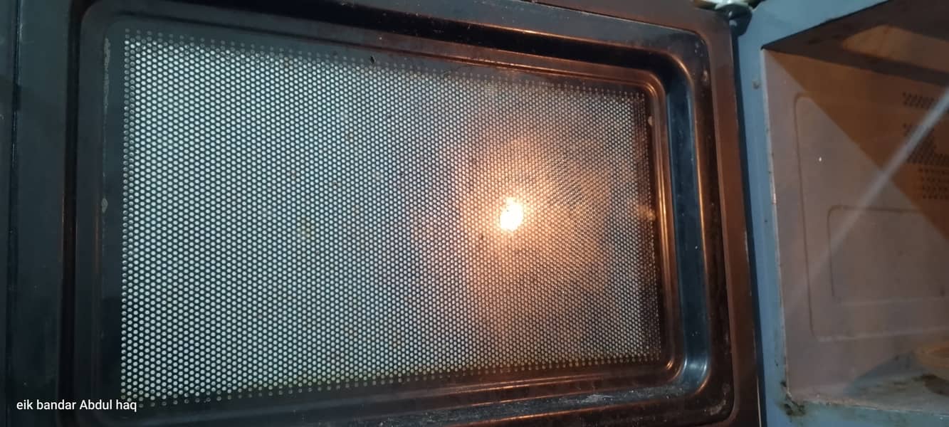 Orient Microwave 3