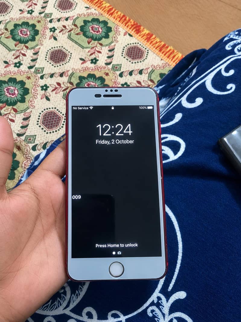 Apple iPhone 7 Plus 1