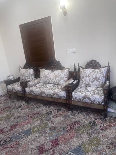 7 seater spaciaus pure shesham sofa set