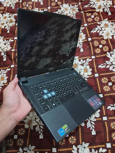 MSI Cyborg 14 A13