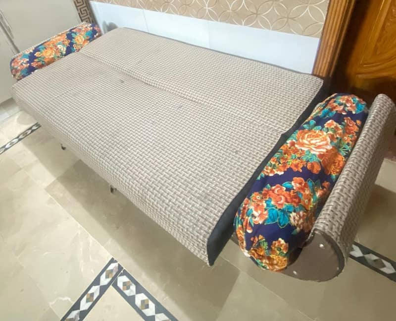SOFA COMBED 4