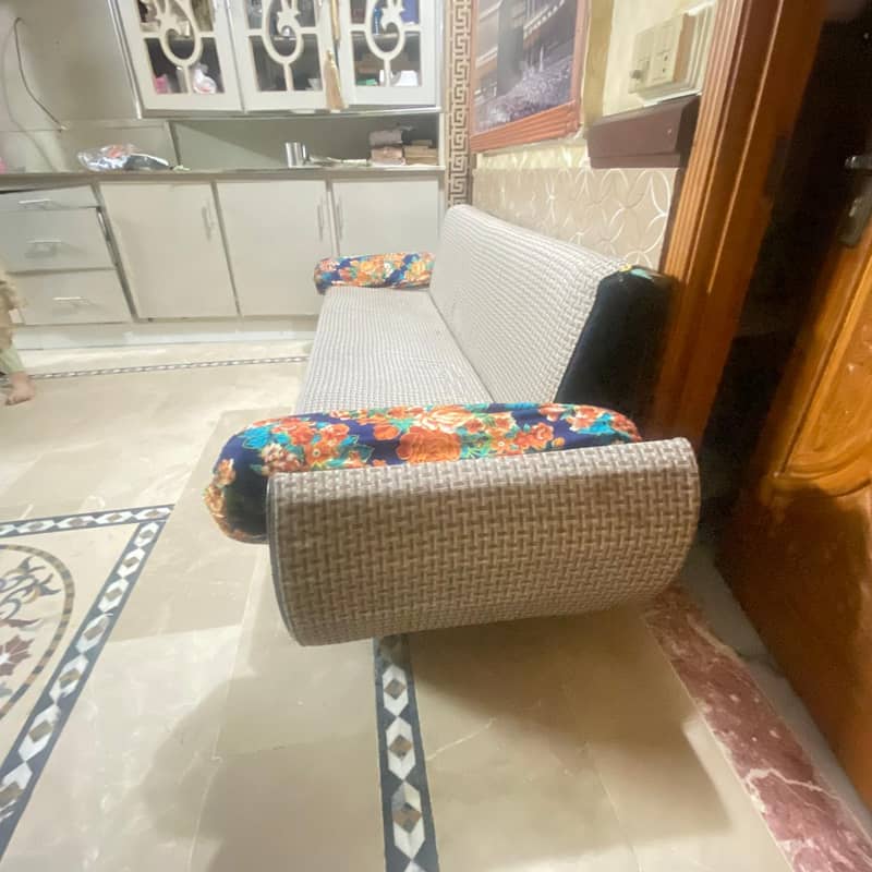 SOFA COMBED 5
