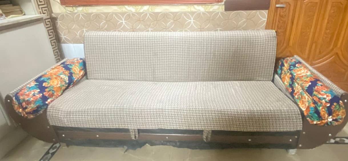 SOFA COMBED 10