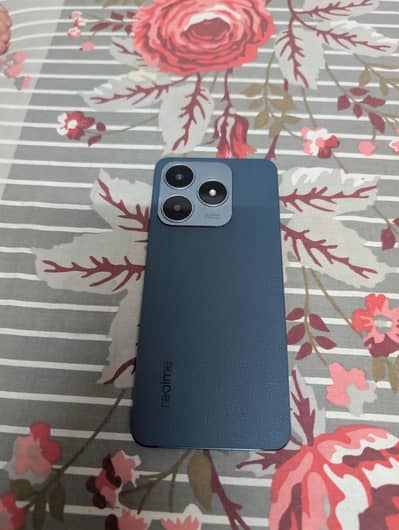 Realme C63