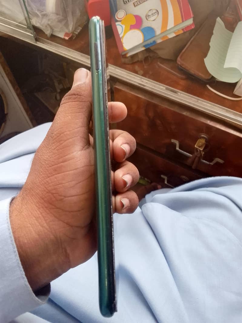Tecno Spark 5 2