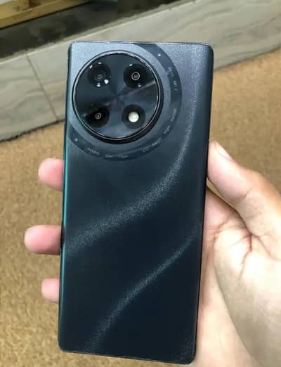 Tecno CAMON 30S
