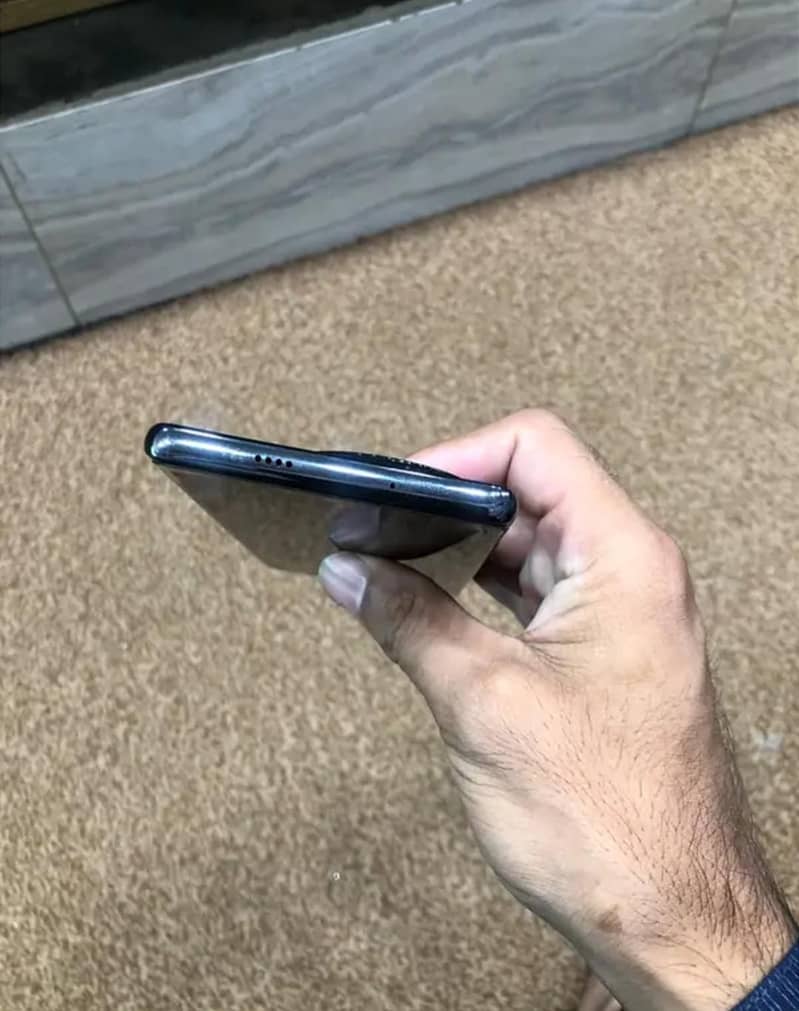 Tecno CAMON 30S 3
