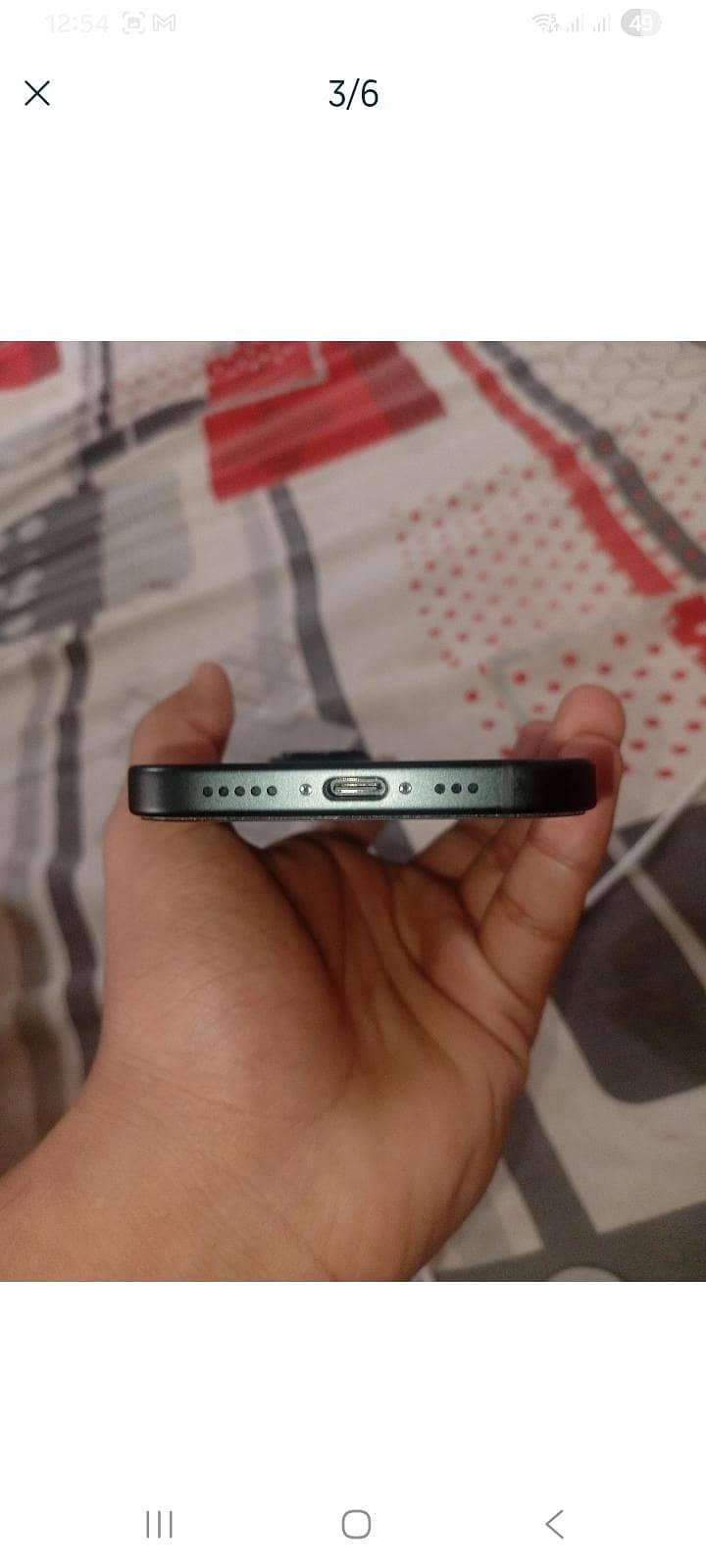 Apple iPhone 15 4