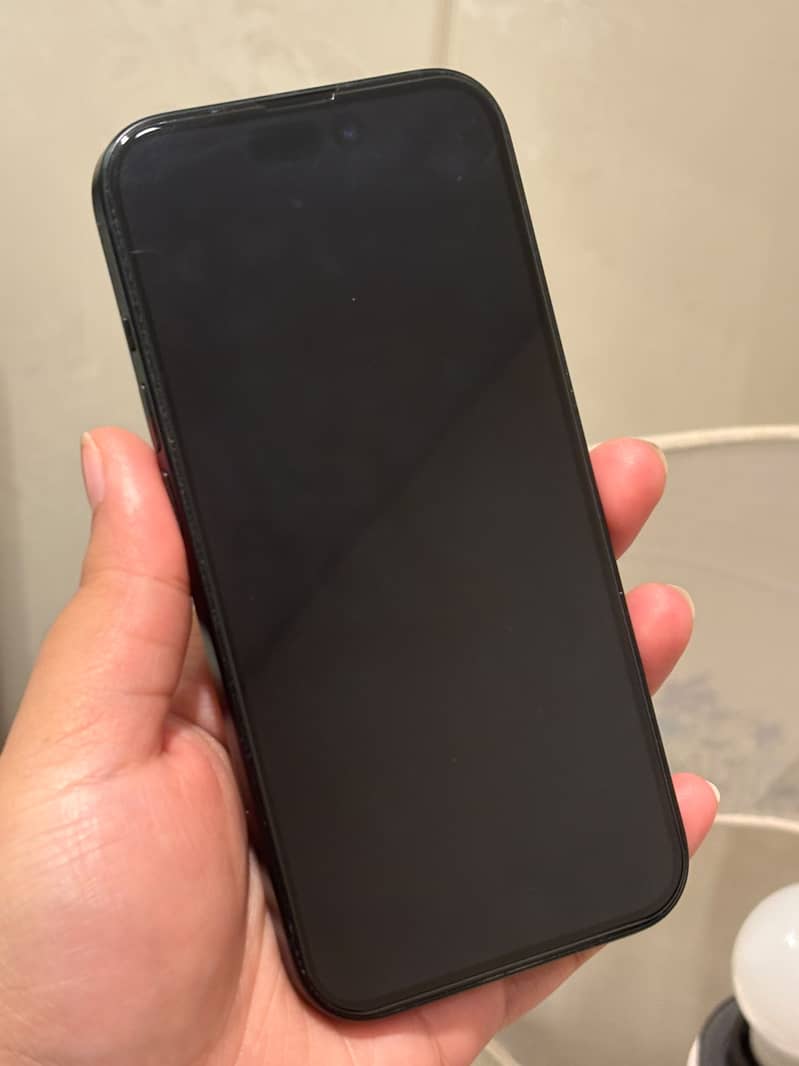 Apple iPhone 15 Pro 1