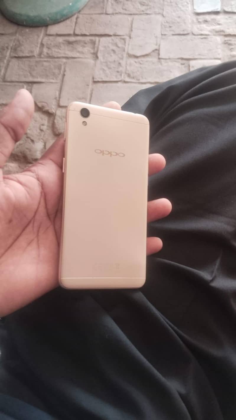 OPPO A37 2