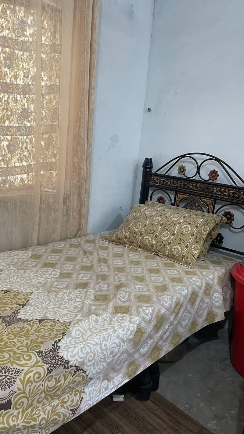 single bed 6