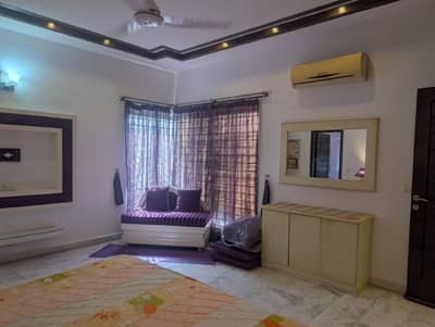 Beautiful 1 Bedroom Fully Furnished For Rent In DHA Phase 6 | Ideal Living