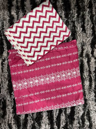 2pcs Zigzag suit with white embroidery