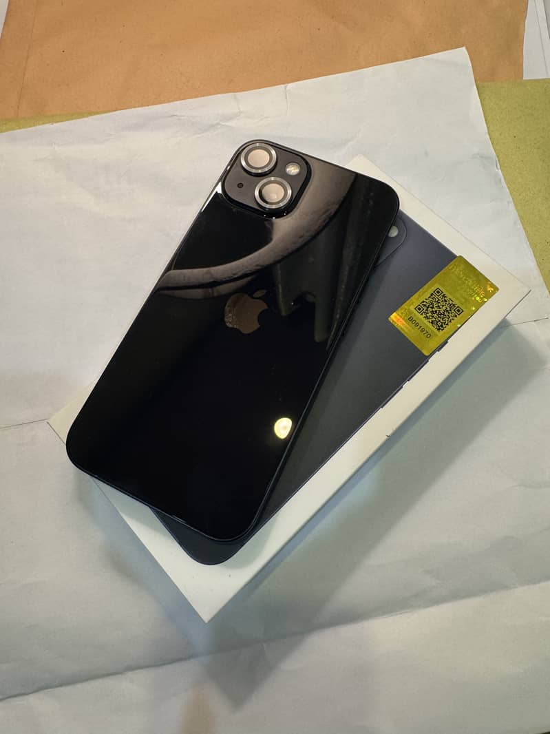 Apple iPhone 13 6